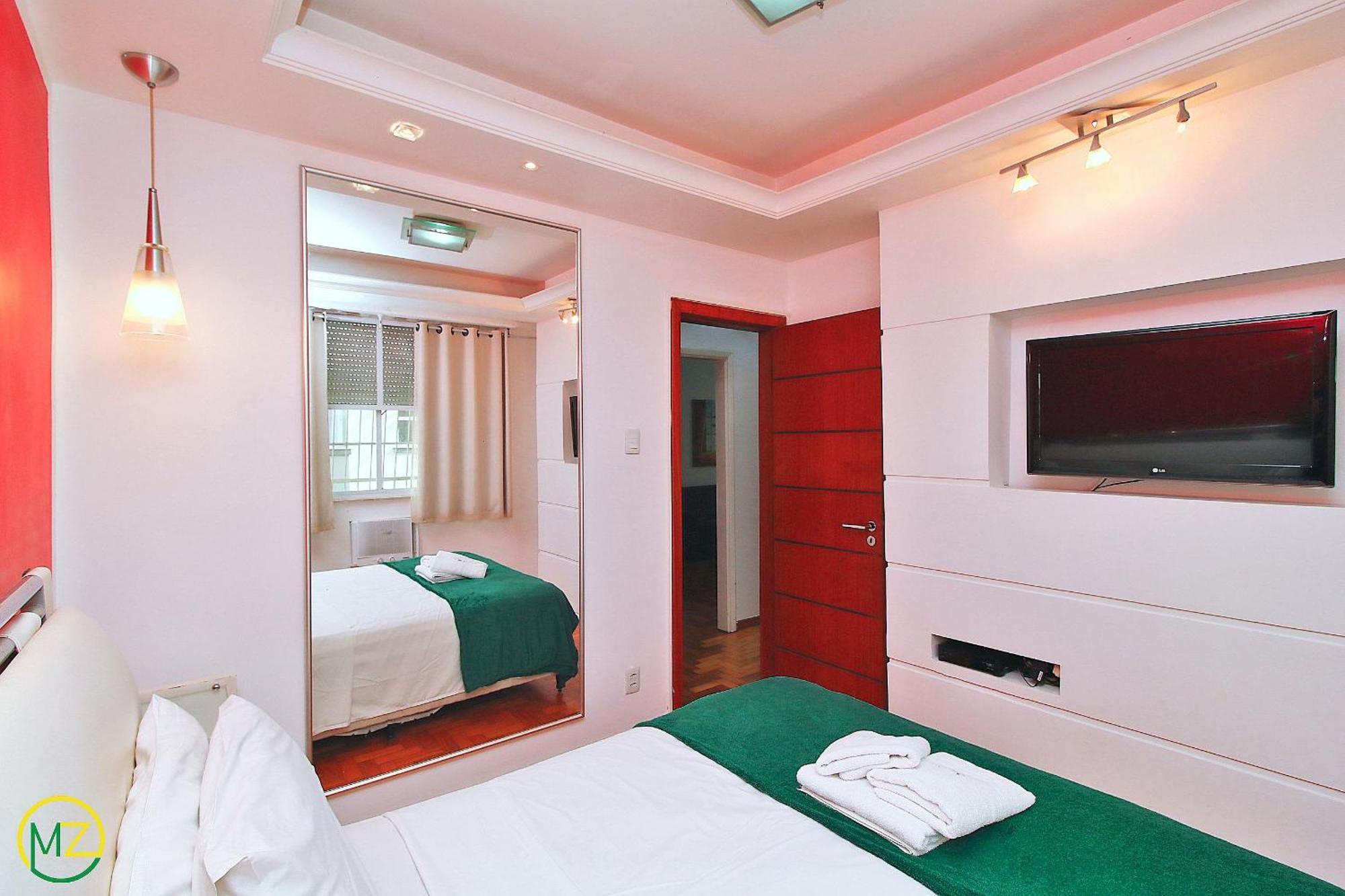 Economico E Espacoso 6 Pessoas Apartamento